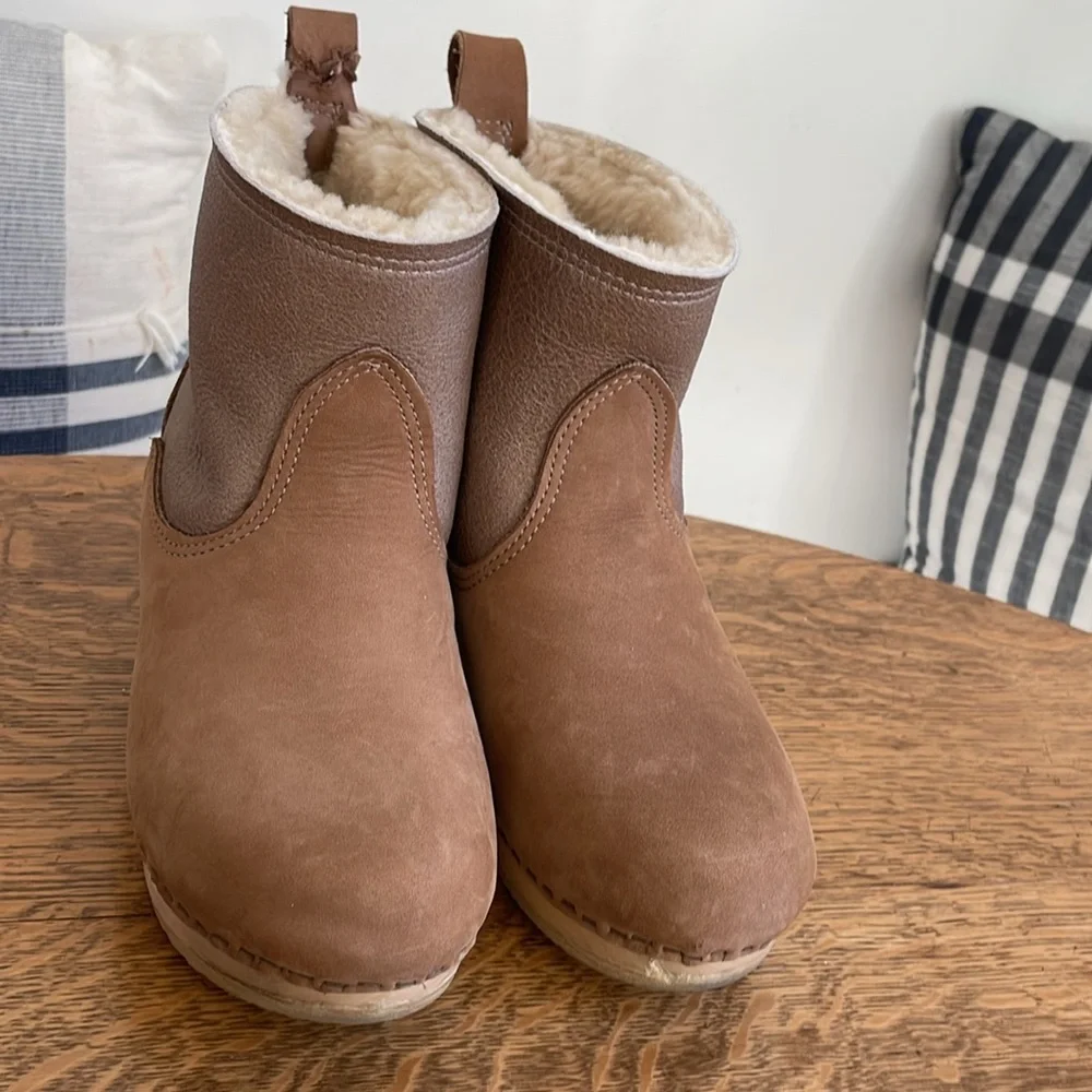 No. 6 clog boots, shearling lined sz 39 - Picture 3 of 6